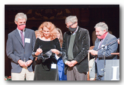Bonner With 3 Nobels, Krugman On The Right